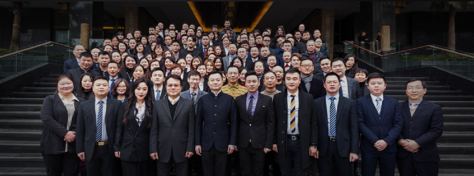 朝天門(mén)火鍋團(tuán)隊(duì)