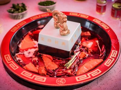 玉璽鍋里燙火鍋是種什么體驗(yàn)？朝天門(mén)火鍋告訴你！