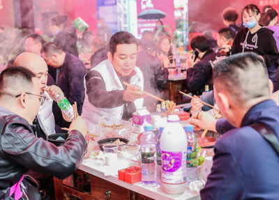 加盟朝天門火鍋如何？營運部提供全程保姆式扶持！