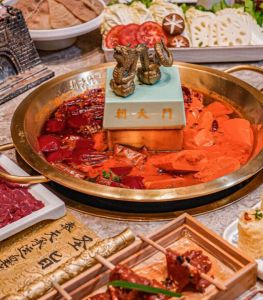 朝天門(mén)火鍋發(fā)展連鎖經(jīng)營(yíng)多少年了？