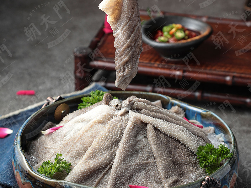 火鍋店服務(wù)員該如何引導(dǎo)顧客點菜？