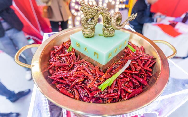 吃特色火鍋店的必點(diǎn)菜品有哪些？