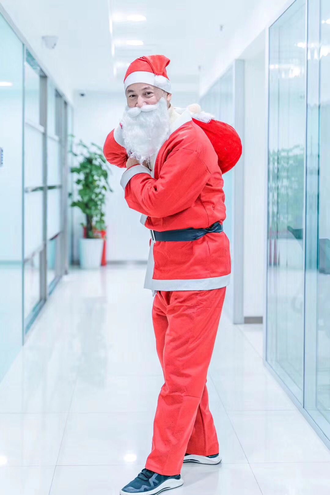 朝天門火鍋祝大家圣誕節(jié)快樂！