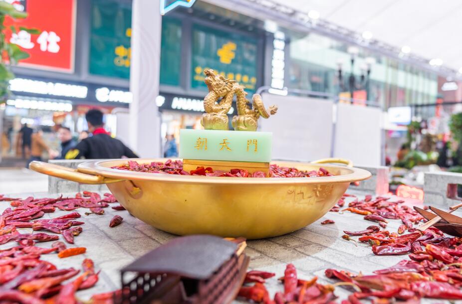 哈密開火鍋加盟店如何經(jīng)營？怎么管理？