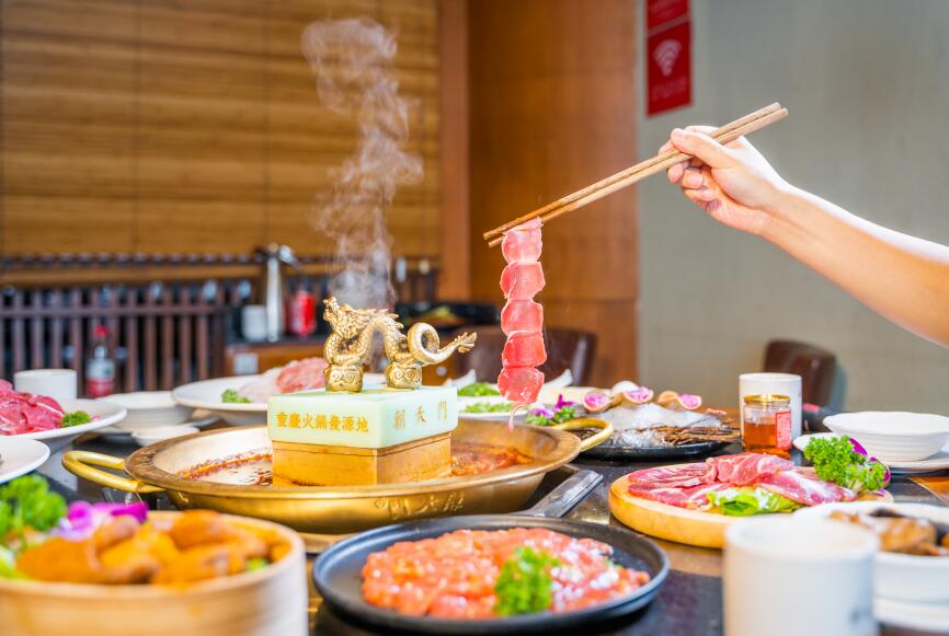 潮州開(kāi)火鍋加盟店，前期如何宣傳造勢(shì)？