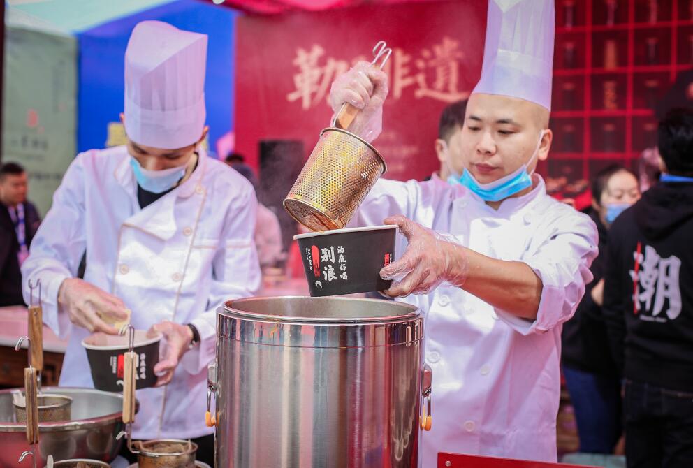 如何讓出色的服務(wù)為你的火鍋店加分？