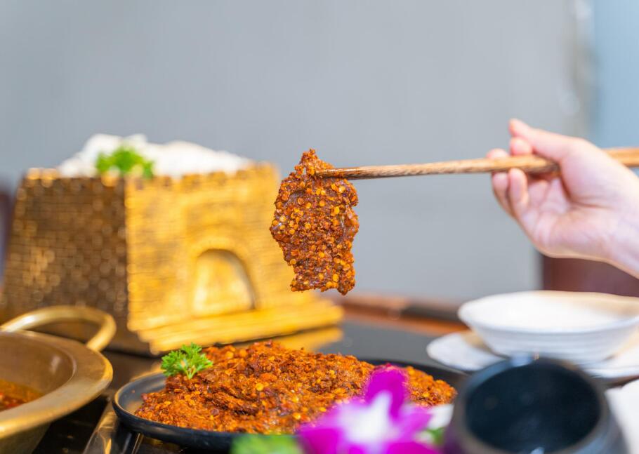 枝江開(kāi)火鍋加盟店，老板必須懂這些鎖客技巧！