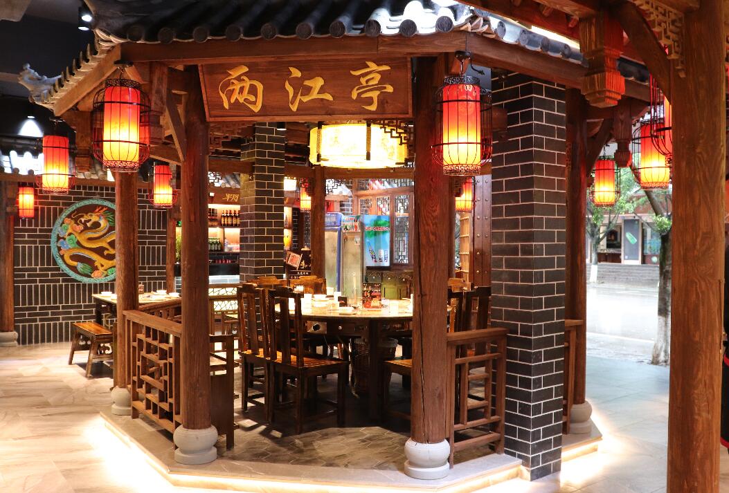 300平的火鍋加盟店，如何特色化運營？