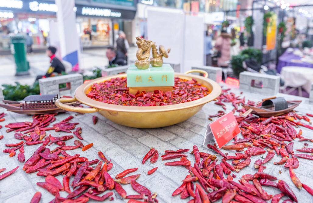 重慶特色火鍋加盟，要重點(diǎn)關(guān)注哪些內(nèi)容？