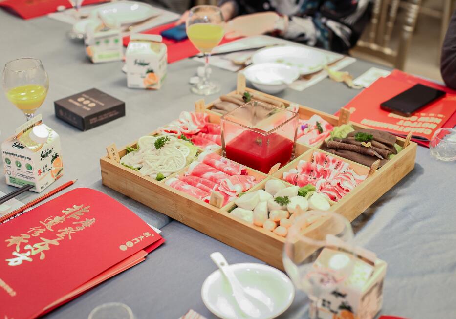 如果你想開(kāi)火鍋加盟店，請(qǐng)耐心看完本文！