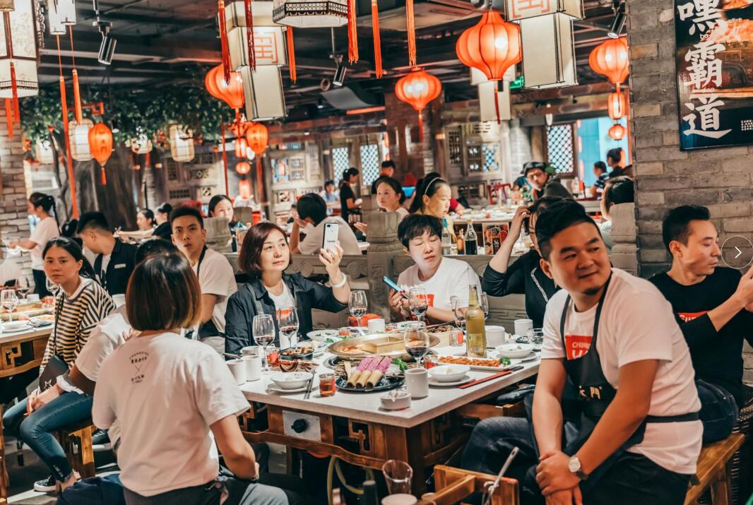 七臺(tái)河開(kāi)火鍋加盟店，怎樣經(jīng)營(yíng)不賠本？