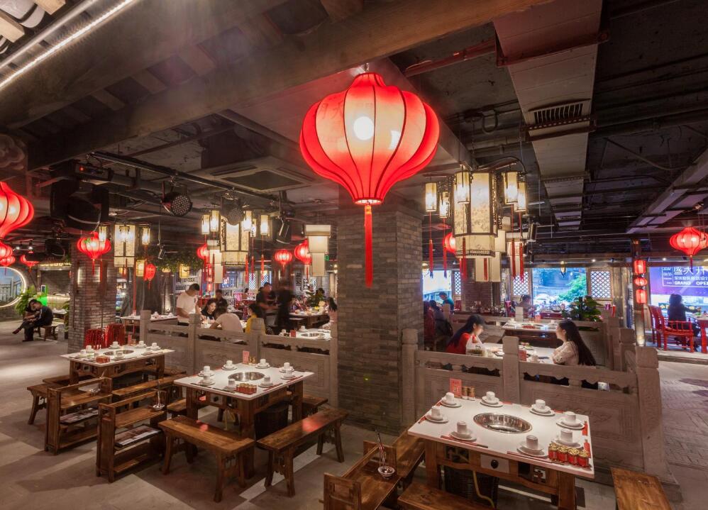 海城開(kāi)火鍋加盟店，選老油還是一次性油？