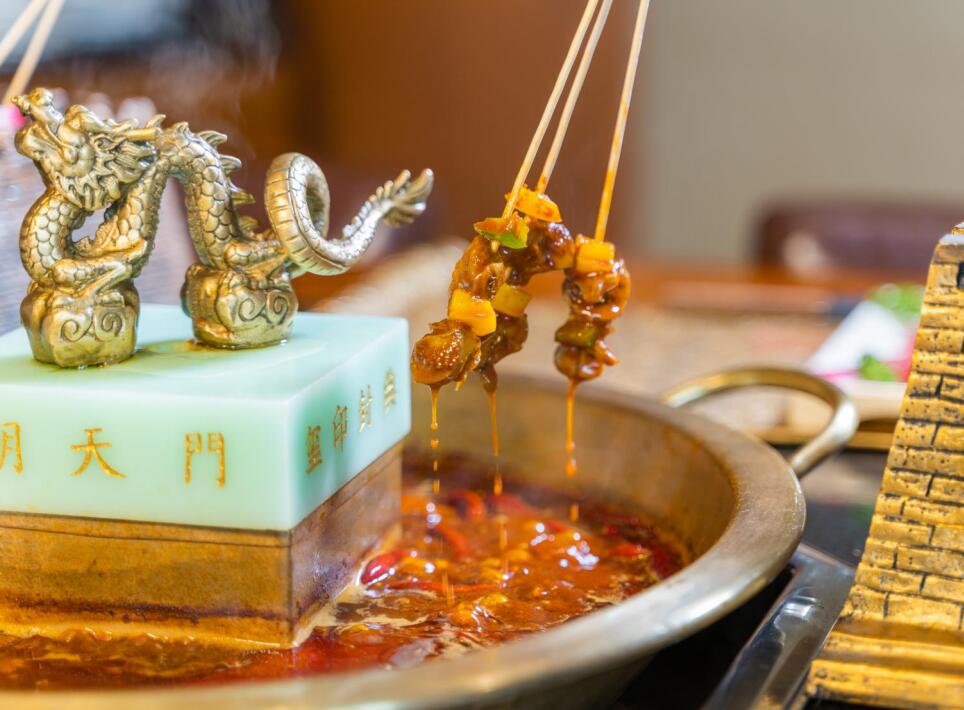 蓋州開火鍋加盟店的門檻高嗎？