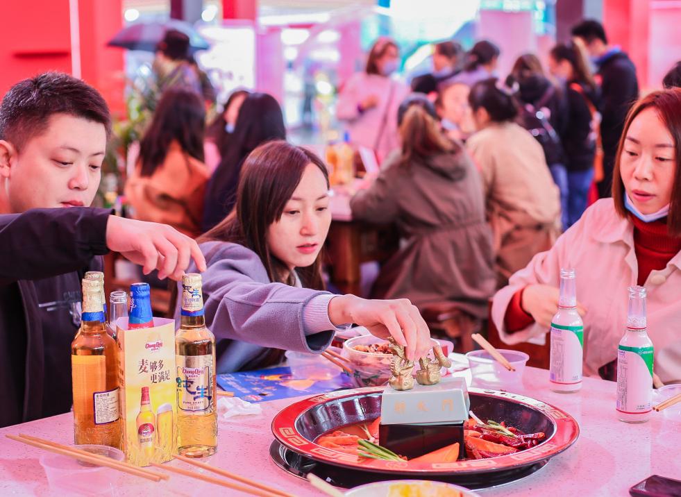 梧州開火鍋加盟店，3招翻臺率提高50％！