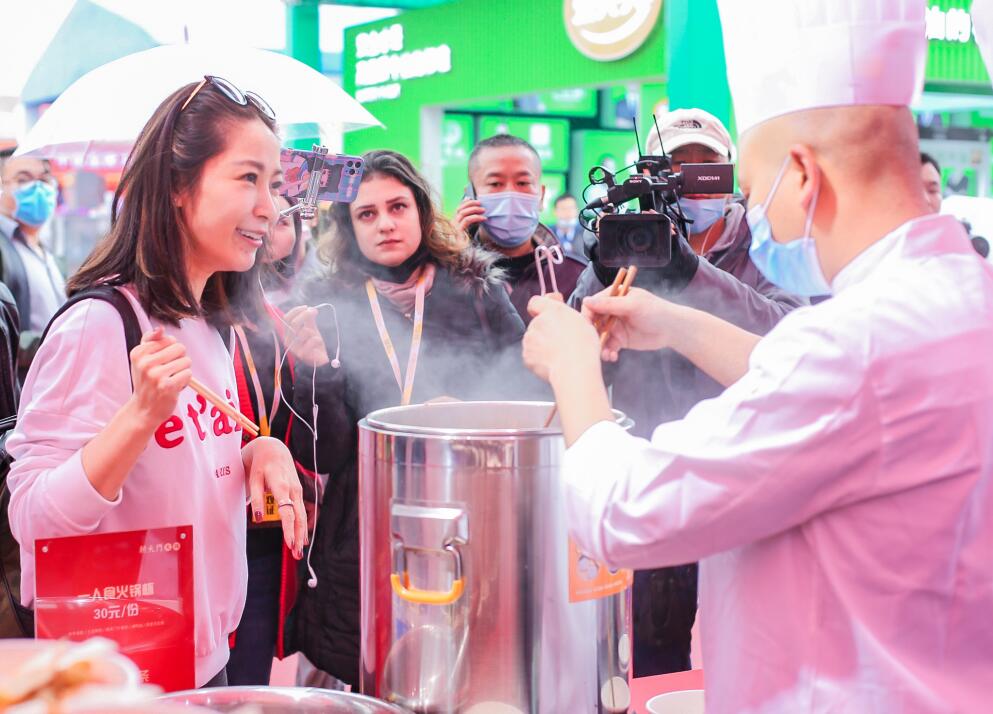 如何在鄉(xiāng)鎮(zhèn)開出好口碑的火鍋店？