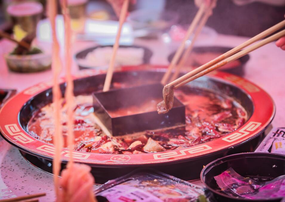 2021火鍋行業(yè)分析：六大數(shù)據(jù)帶你洞悉市場(chǎng)發(fā)展！