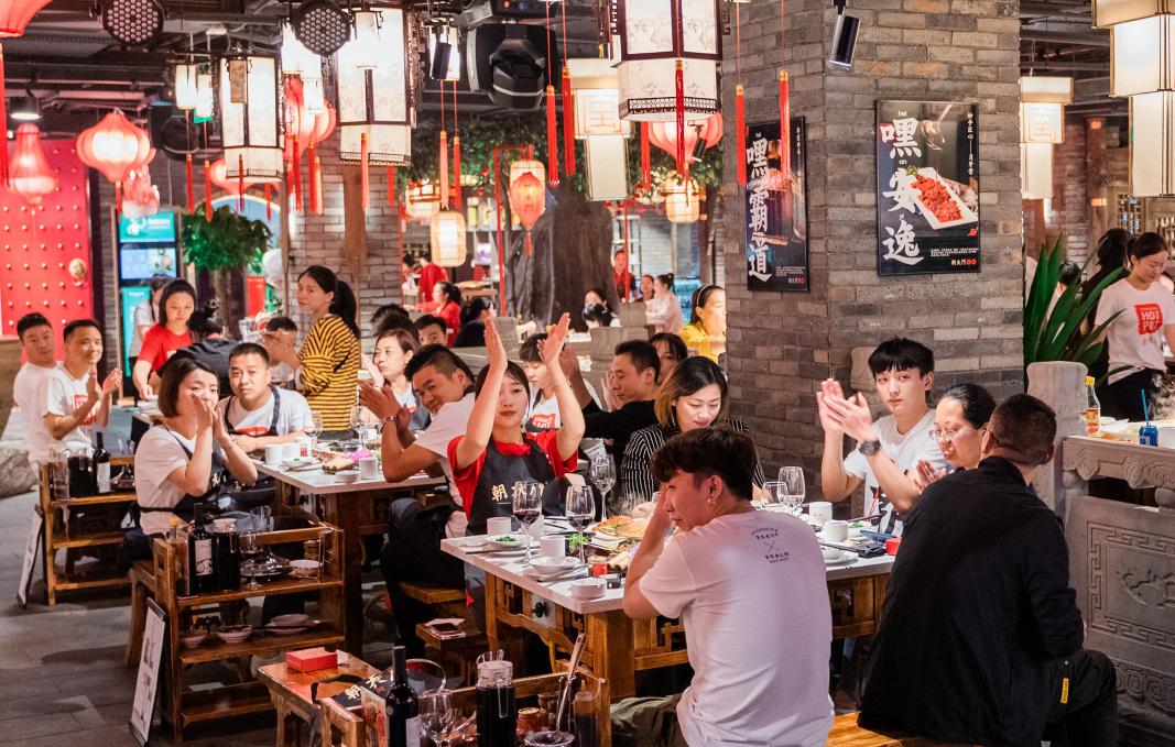 餐飲業(yè)崛起，未來(lái)的趨勢(shì)，開啟美食新篇章！