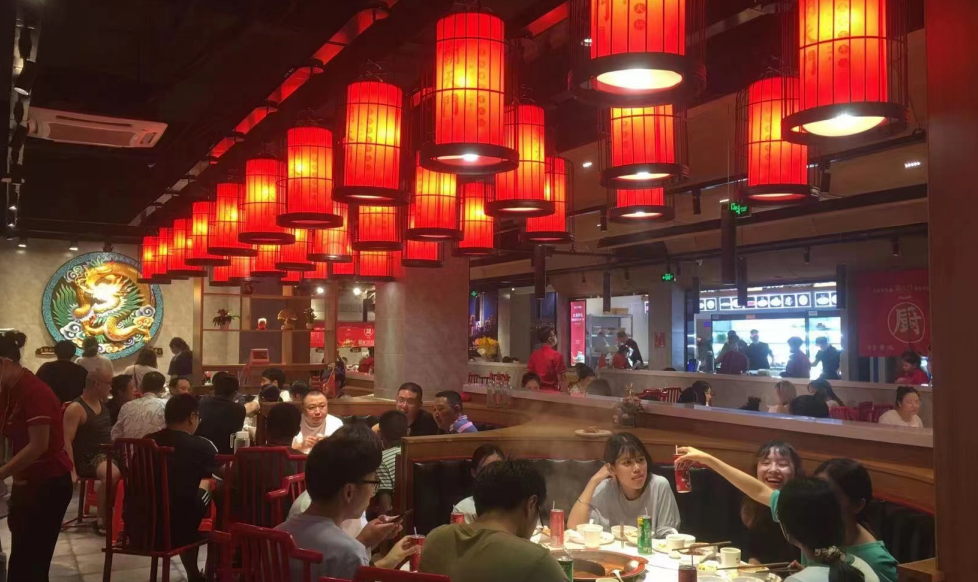 火鍋店燈光設(shè)計(jì)，打造氛圍感，提升進(jìn)店率，老板必看！