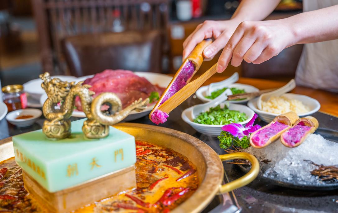 重慶火鍋，經(jīng)典菜品，加盟店必備！