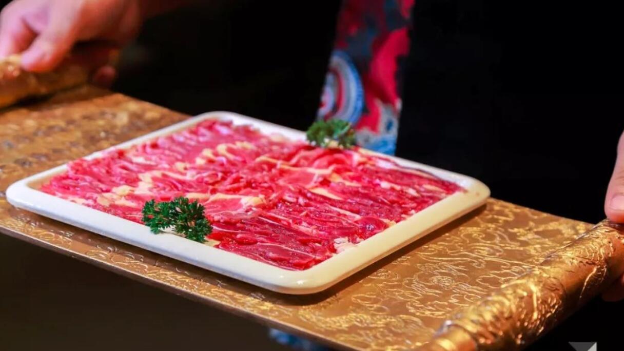 夏日來臨，火鍋配甜水，快樂加倍！