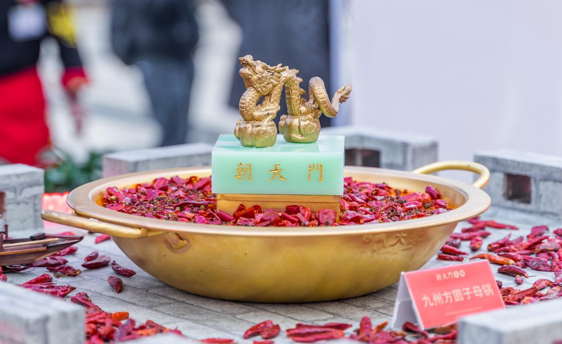 開一家火鍋店，加盟與自創(chuàng)，誰更適合？